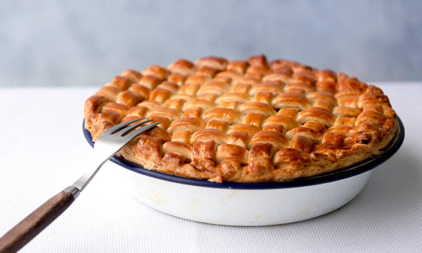 cooked lamb shank hotpot pie