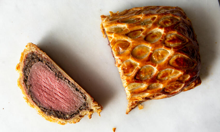 Make the Tastiest Pastry-Wrapped Beef Tenderloin Roast: ChefSteps Beef  Wellington 