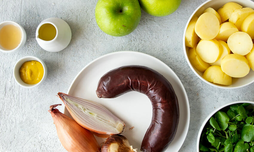 black pudding, fried potatoes, watercress & apple salad recipe ingredinets