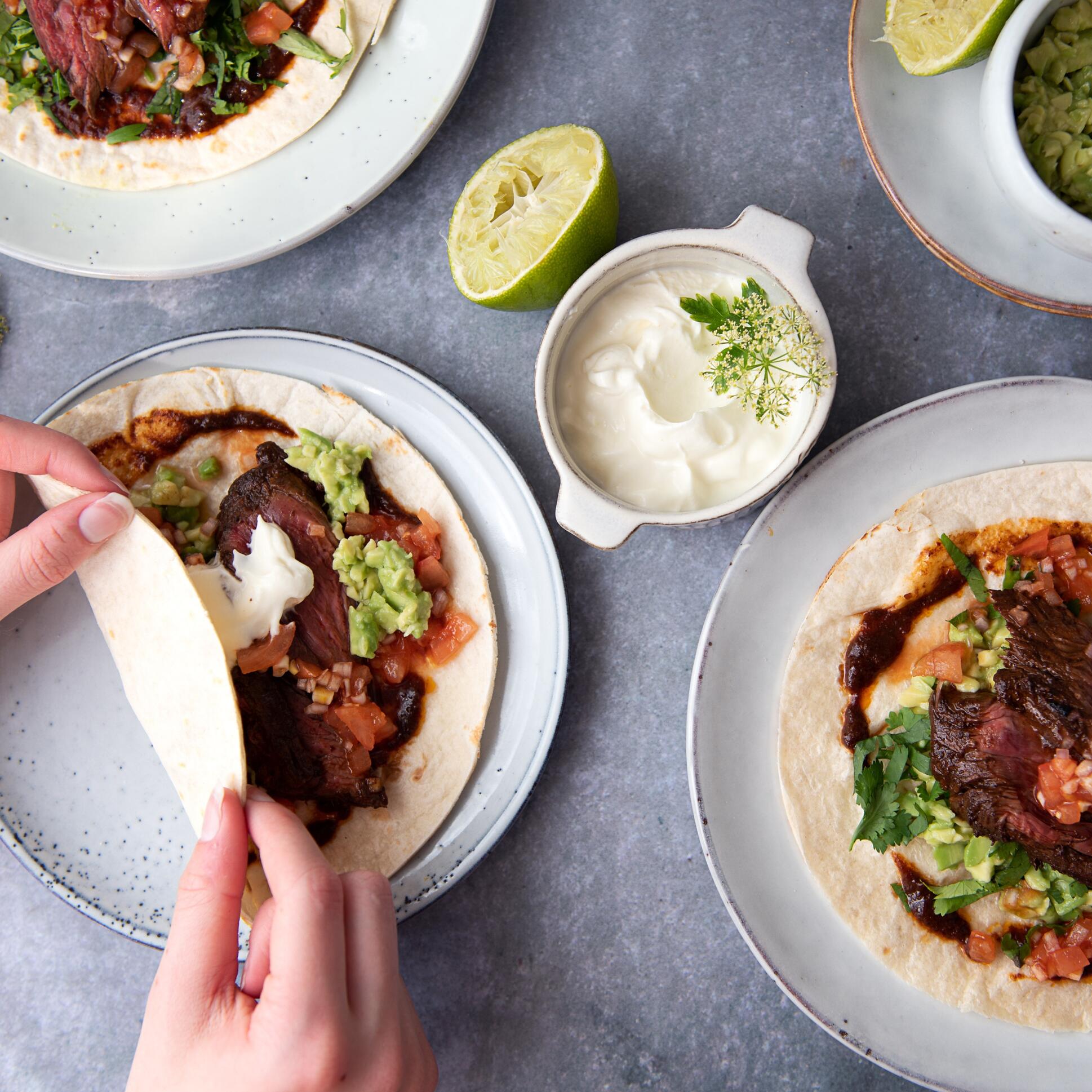 Buy Bavette Steak Online British Lean Bavette Steaks Farmison & Co