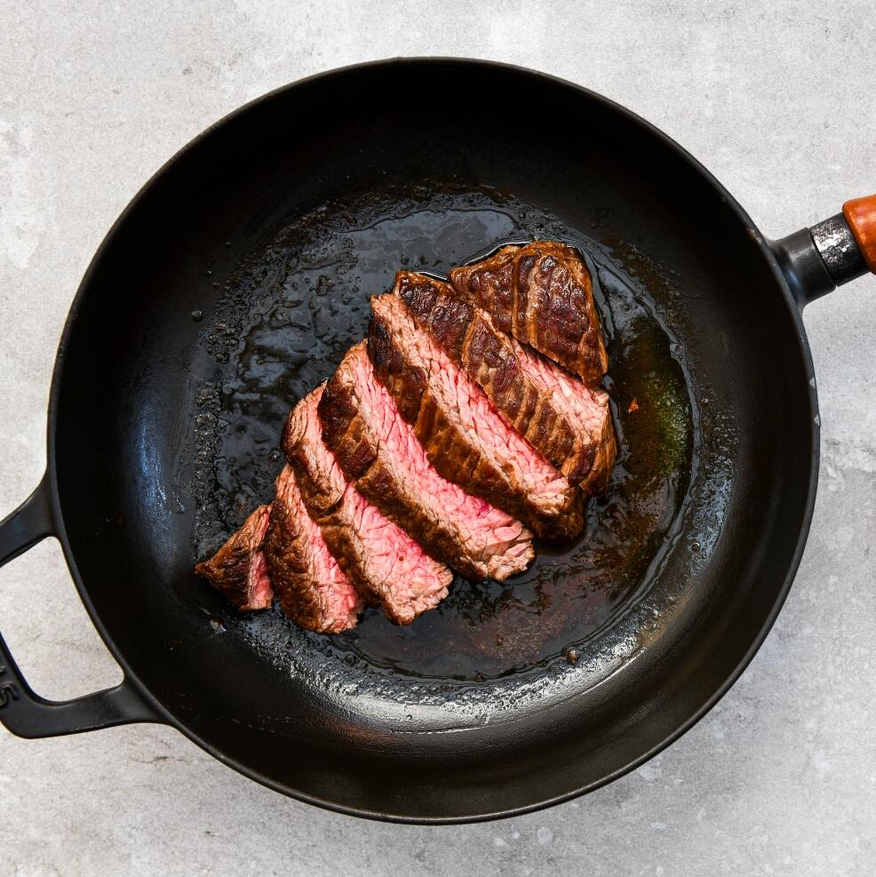 Buy Bavette Steak Online British Lean Bavette Steaks Farmison & Co