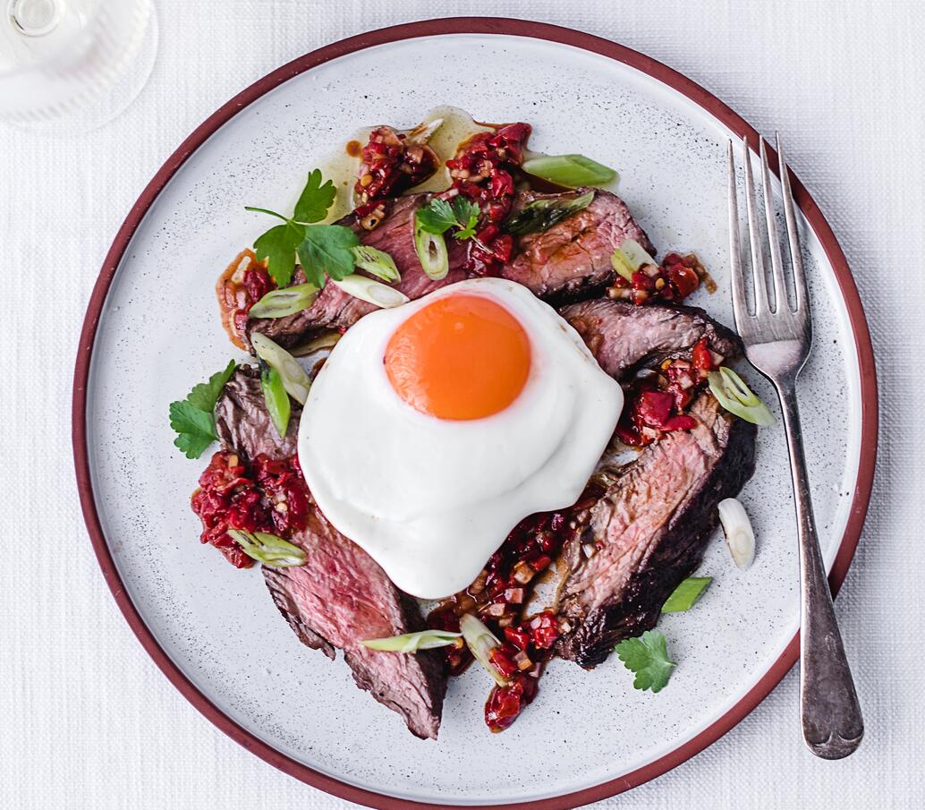 How To Cook Steak and Eggs with Red Pepper Salsa Farmison & Co