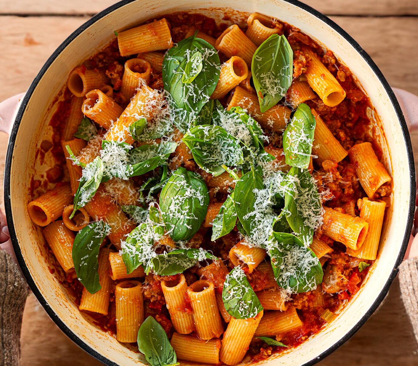 Italian sausage pasta ragu - Farmison & Co