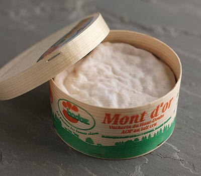 Savoury Baked Vacherin Cheesecake Recipe, for an Indulgent Desert Perfect for a Dinner Party or Satu