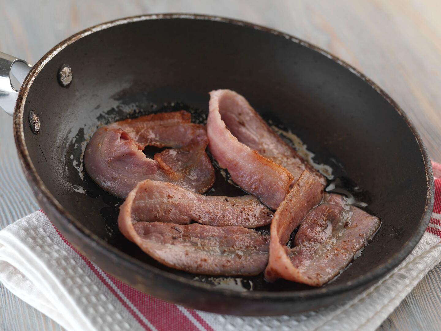 Find Out How To Cook This Ripon Cathedral Wood Smoked Streaky Bacon