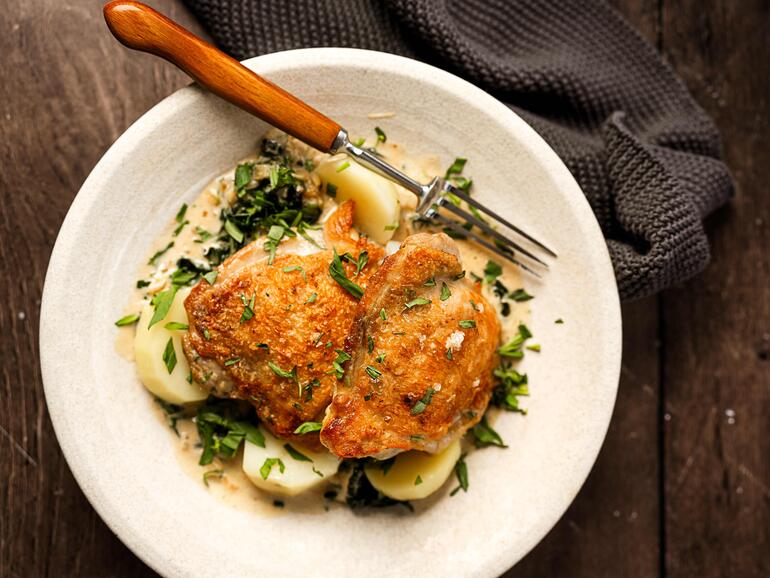 Photograph of How to cook chicken in tarragon cream